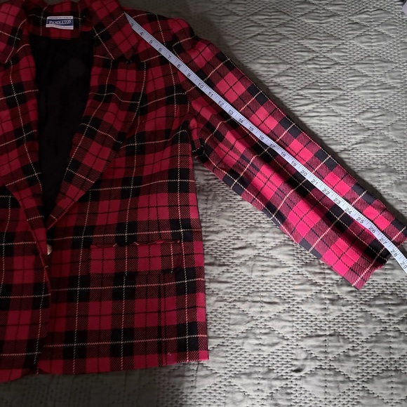 Vintage Pendleton Women's Red Plaid Wool Blazer - Picture 8 of 9